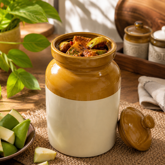 Pure Source India 5kgs Ceramic Pickle Jar with Lid -Ivory and Brown