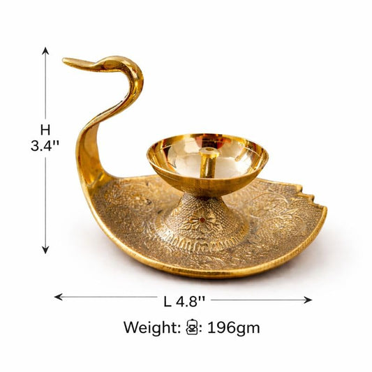 Pure Source India Brass Swan Design Diya Oil Lamp Stand, 4.8 Inch | Traditional Decorative Deepam for Hindu Pooja Room, Home Temple, Mandir, Aarti, Festivals & Spiritual Decor