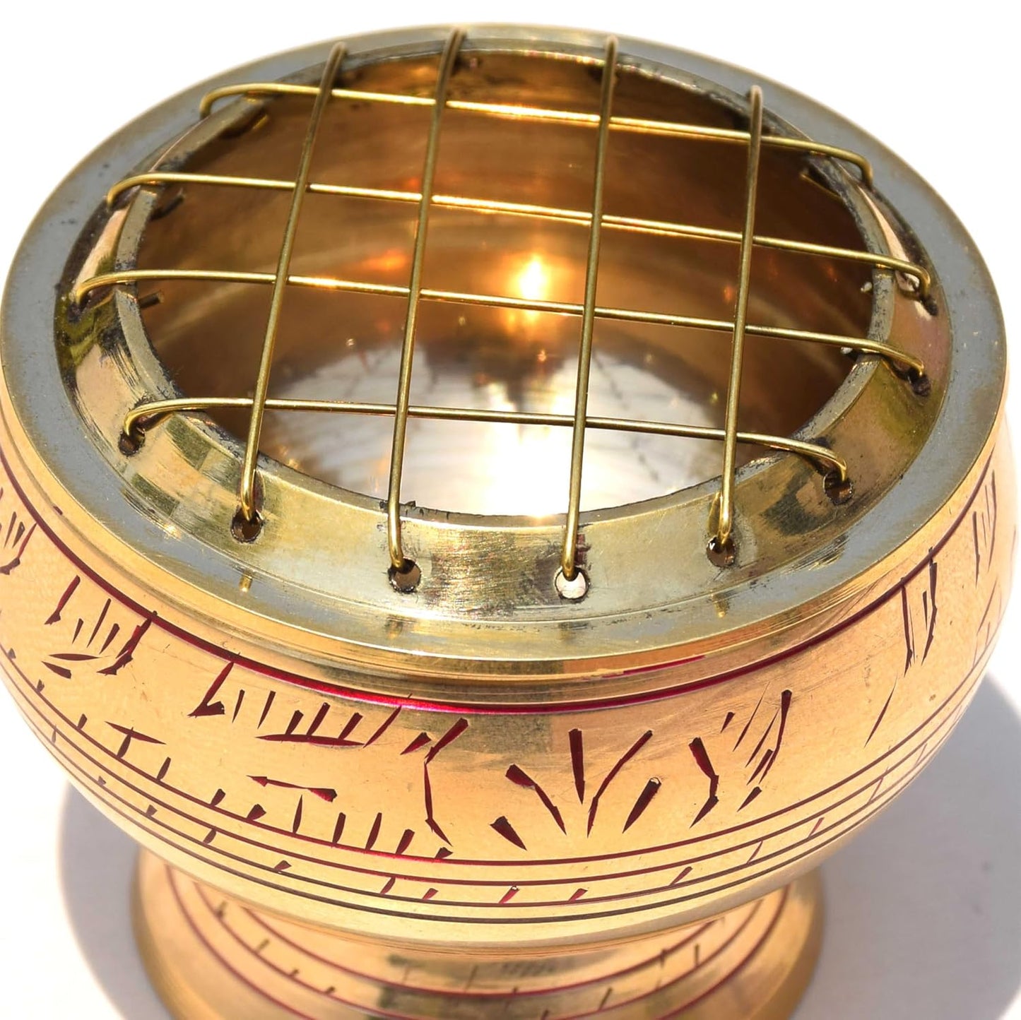 Pure Source India Pure Brass Kapoor Dani Dhoop Dani Lamp Burner with Cover, 2.3 Inch 50 ML | Traditional Brass Camphor Burner for Pooja, Mandir, Temple, Home, Office & Aarti