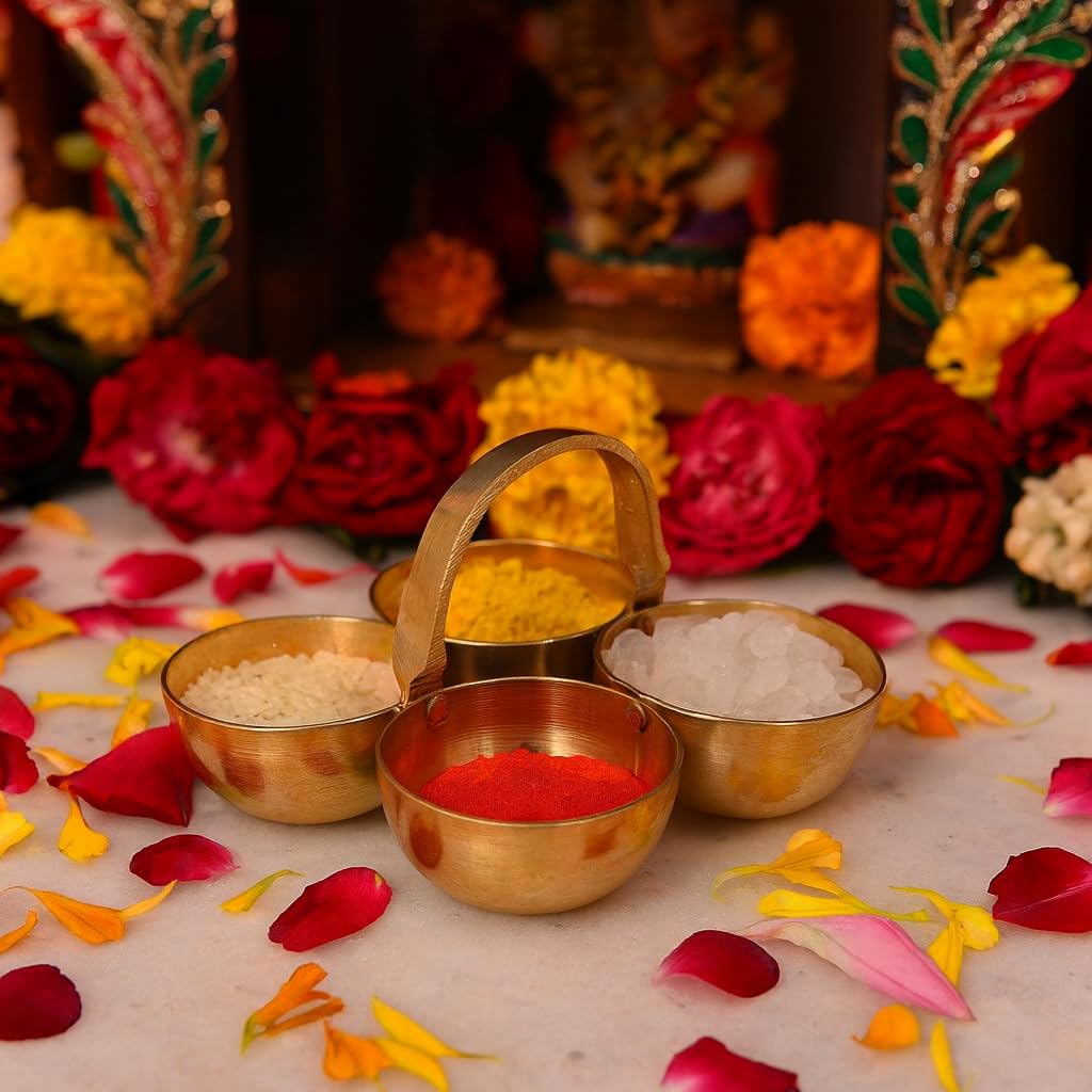 Pure Source India Pure Brass Roli Chawal Haldi Kumkum Katori with Handle, 20 ML Small Pooja Bowl | Traditional Brass Chawmukh for Home Mandir, Puja, Aarti, Wedding & Festivals