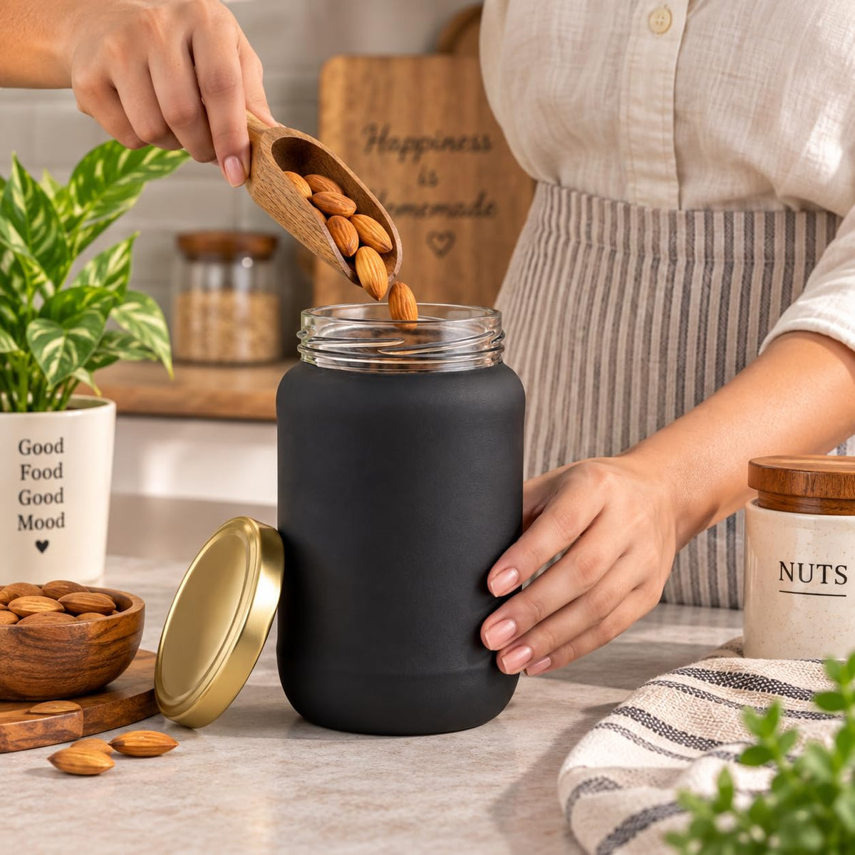 Pure Source India Black Matt Glass Jar with Gold Metal Lid, (1000ml), Airtight Kitchen & Pantry Container, Multipurpose Food Storage Jar