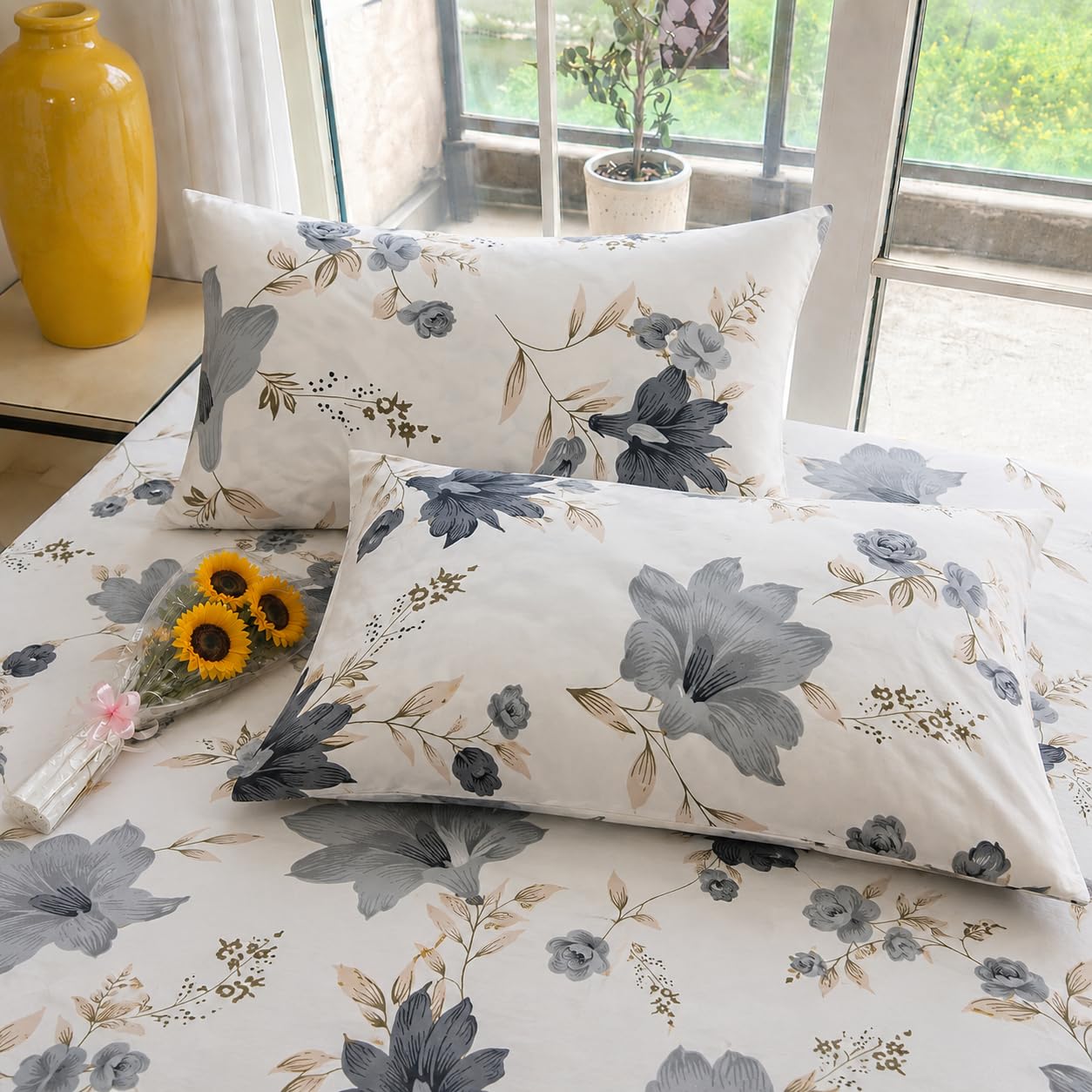 Pure Source India Soft Touch Poly Cotton Double Bed Sheet with Matching 2 Pillow Covers (Grey Floral)