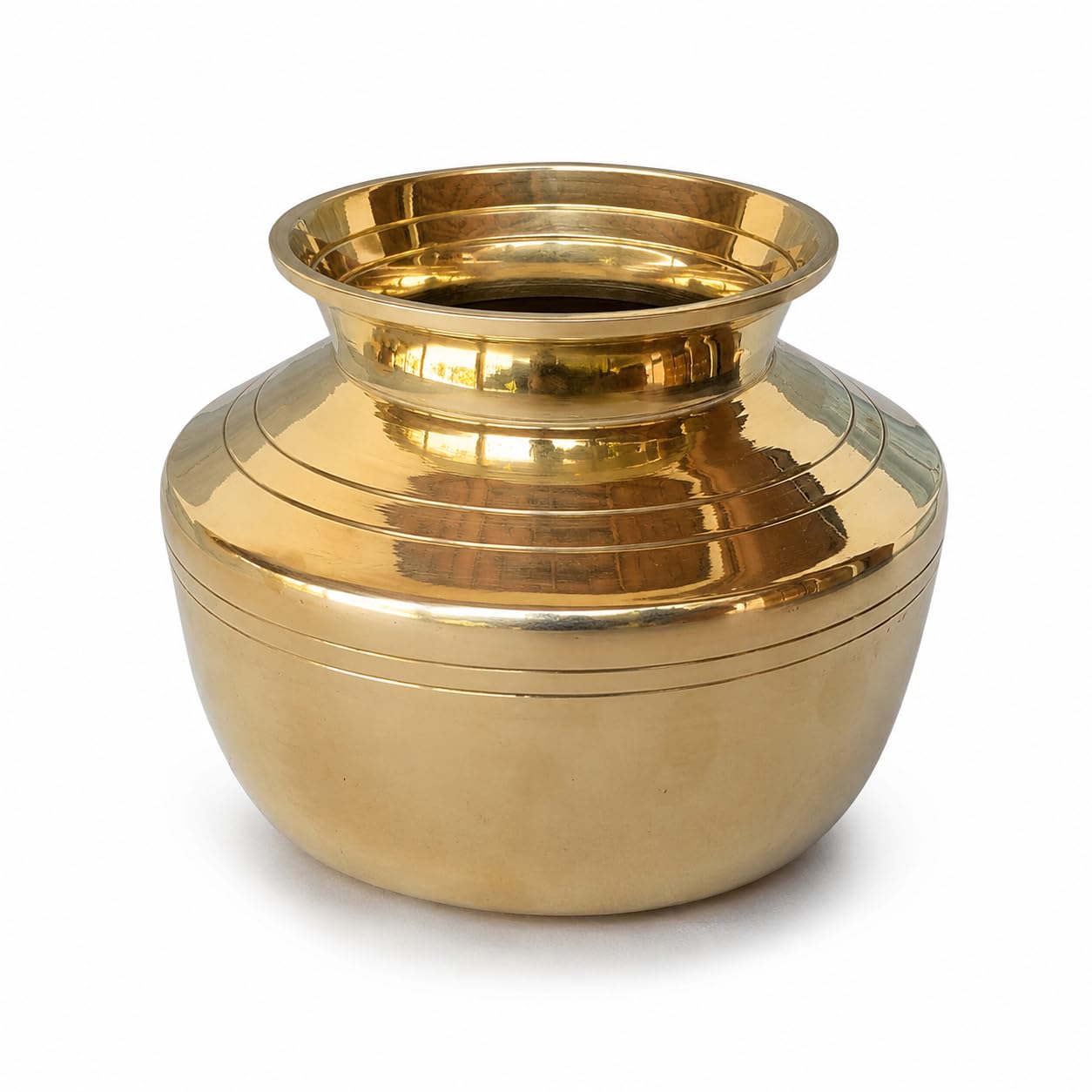 Pure Source India Brass Lota for Puja | Brass Kalash 500 ML | 4 Inch Gold Finish Traditional Pooja Lota | Hindu Religious Pooja Item for Home Temple & Decoration