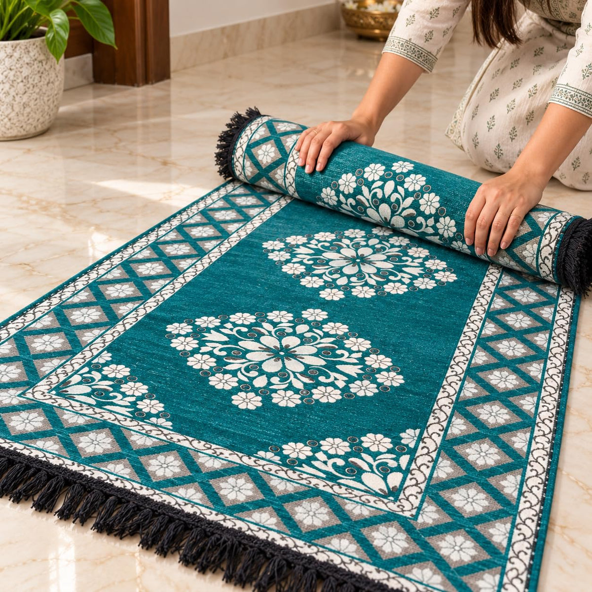 Pure Source India Green Cotton Yoga Mat for Women and Men, 2X6 feet, 3mm thick, Light Weight, Machine Washable, Home Exercise (Copy)