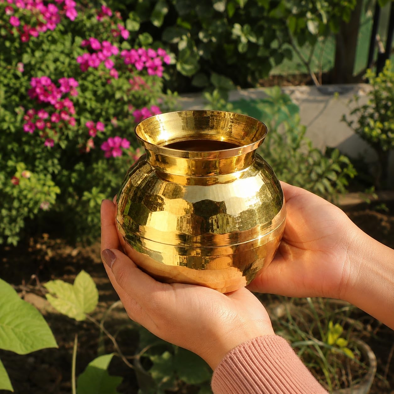 Pure Source India Diamond Cut Brass Lota for Puja | Brass Kalash 500 ML | 4 Inch Gold Finish Traditional Pooja Lota | Hindu Religious Pooja Item & Home Temple Decoration