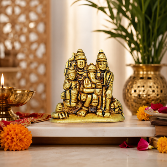 Pure Source India Pure Brass Shiv Parvati Ganesh Idol (6.5 cm) Shiv Parivar Murti Statue Sculpture Sitting On Nandi Showpiece for Home Office Temple Mandir Decoration Gift (230 gm)