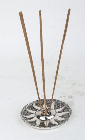 Pure Source India Silver Finish Antique Finish Sun face Design Given Nicely on The Same (Agarbatti Stand)